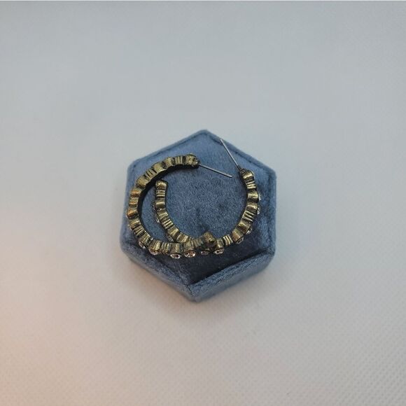 PREMIER DESIGNS Brass Hoop Earrings - Picture 6 of 6